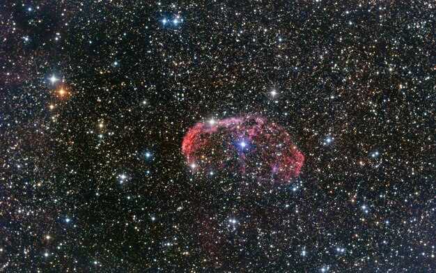 Основные характеристики и уникальные свойства NGC 5128