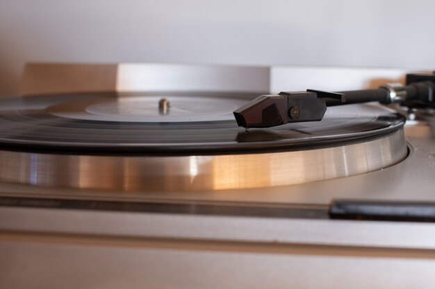 Преимущества Technics RP F8801 для ценителей виниловых записей
